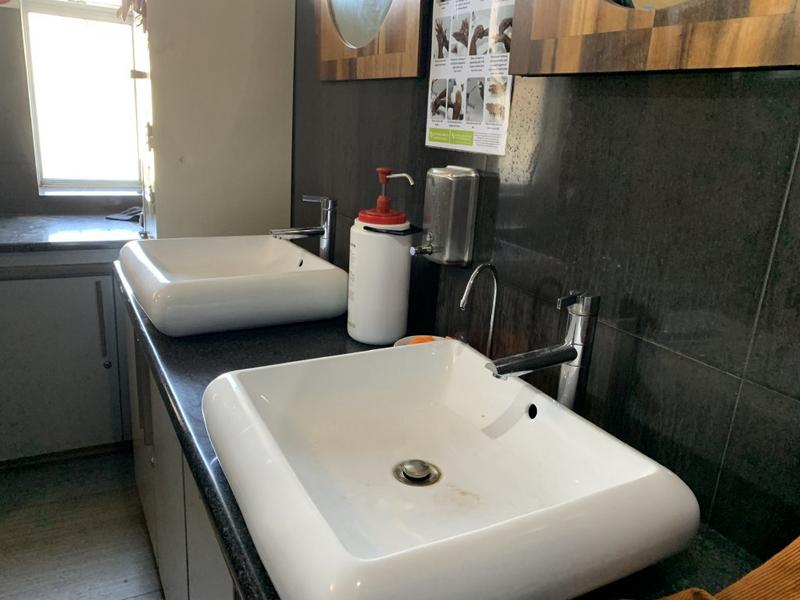 To Let Commercial Property for Rent in Paarden Eiland Western Cape